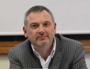  Simone Bastianoni