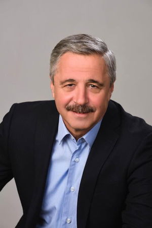  Yannis Maniatis