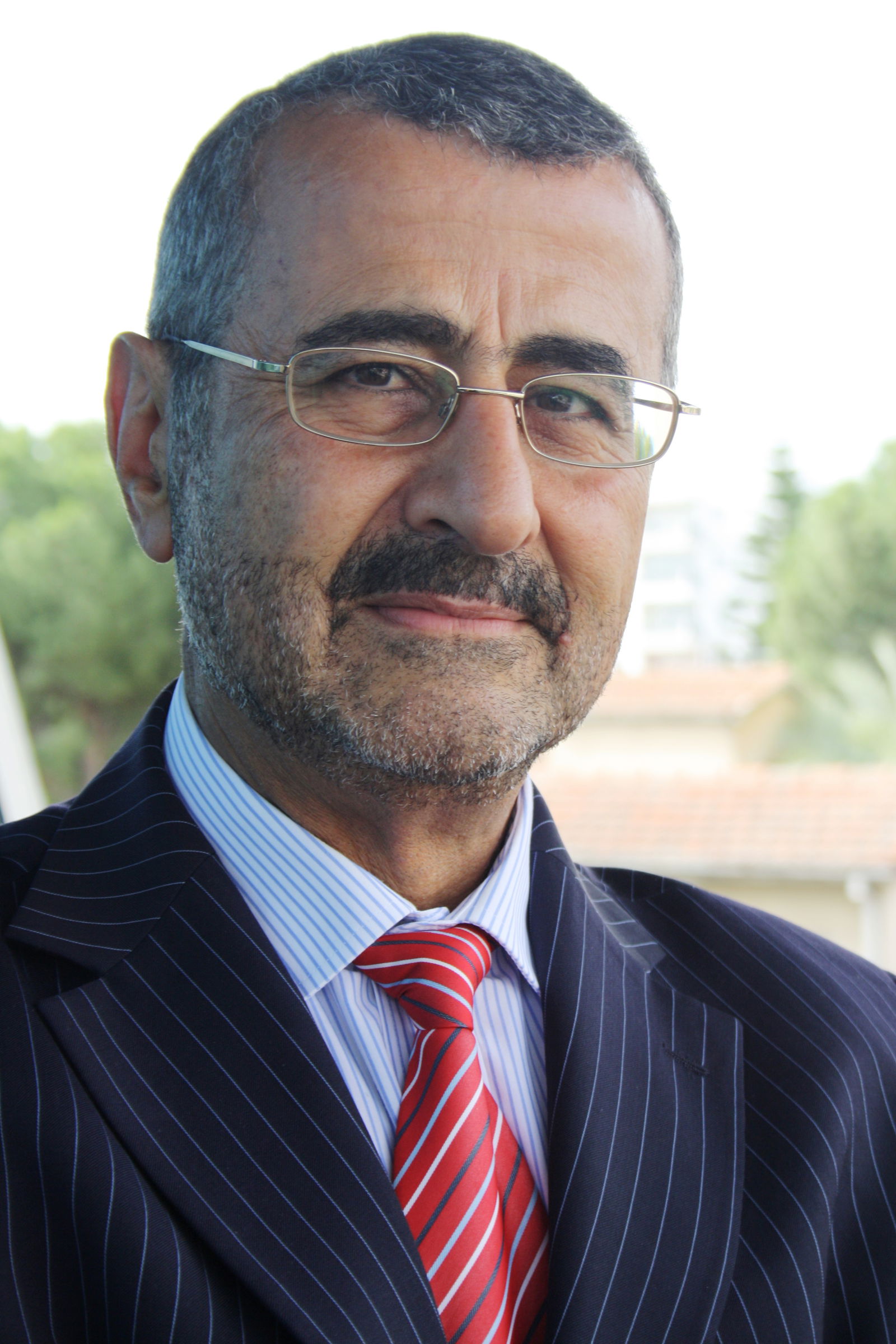  Dr. Charles Ellinas